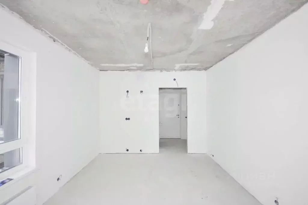 Студия Сахалинская область, Южно-Сахалинск ул. Имени Владимира ... - Фото 1