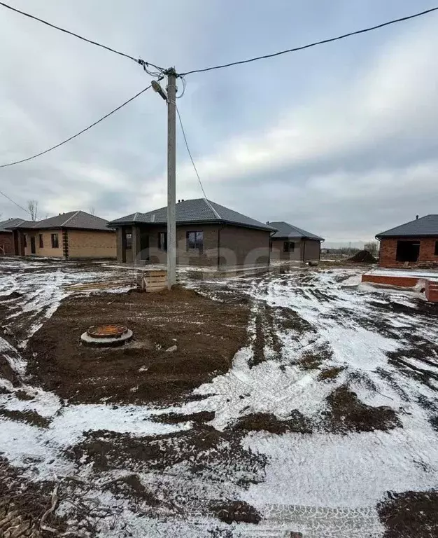 Дом в Саратовская область, Энгельсский район, пос. Новопушкинское ул. ... - Фото 2