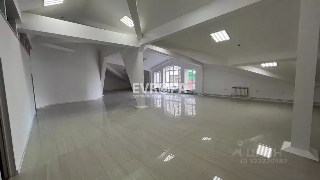 Офис в Ульяновская область, Ульяновск ул. Дмитрия Ульянова, 4 (197 м) - Фото 1