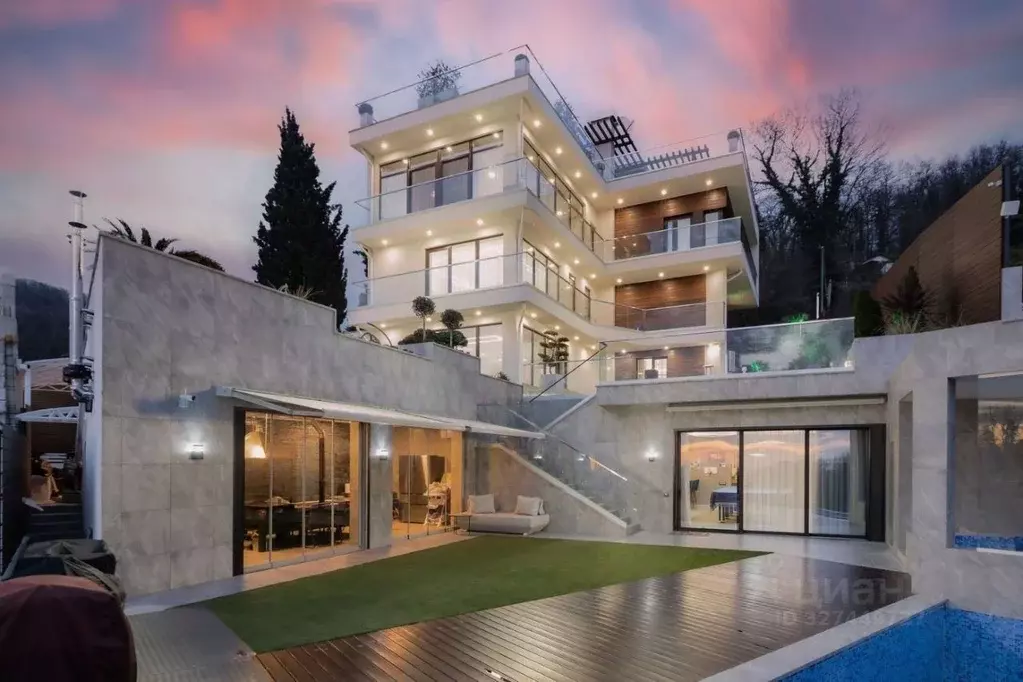 Дом в Краснодарский край, Сочи Хоста жилрайон, ул. Шоссейная (1000 м) - Фото 1