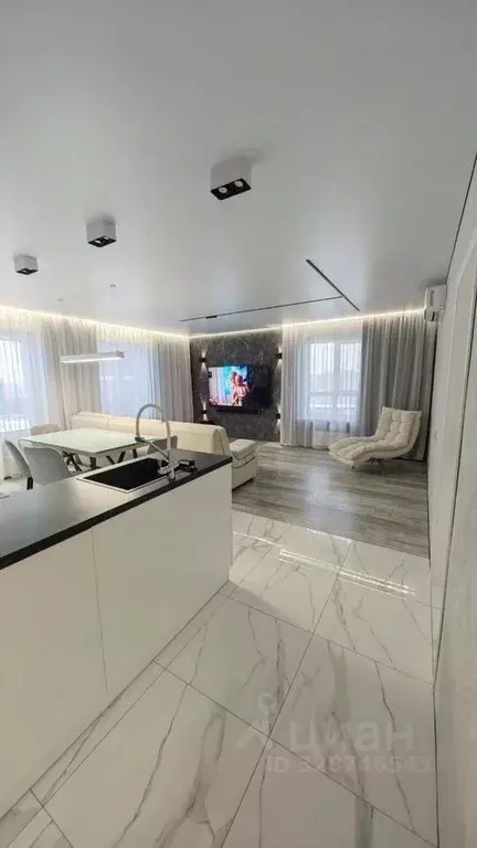 3-к кв. Алтайский край, Барнаул ул. Солнечная Поляна, 85 (89.0 м) - Фото 1