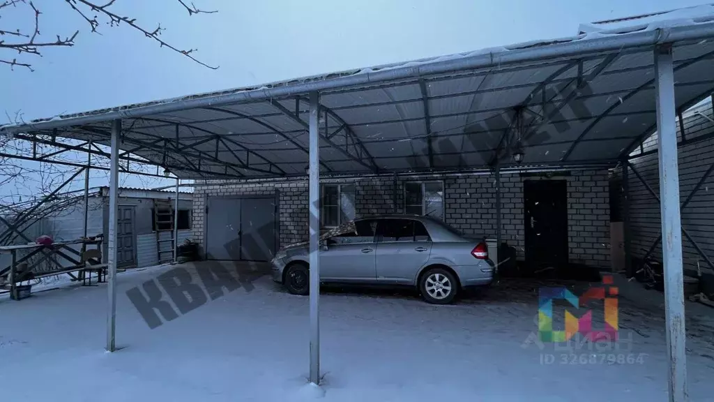 Дом в Калмыкия, Элиста Шахматная ул. (92 м) - Фото 1