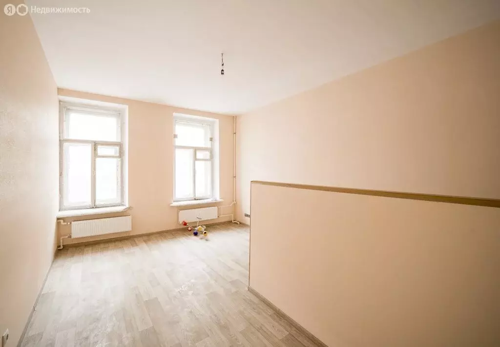 3-комнатная квартира: Санкт-Петербург, улица Комсомола, 47 (89.6 м) - Фото 0