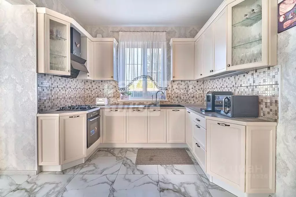 Дом в Калужская область, Жуковский район, Корсаково с/пос, д. ... - Фото 1