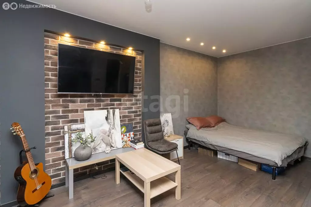 Квартира-студия: Тюмень, Харьковская улица, 64 (40.3 м) - Фото 2