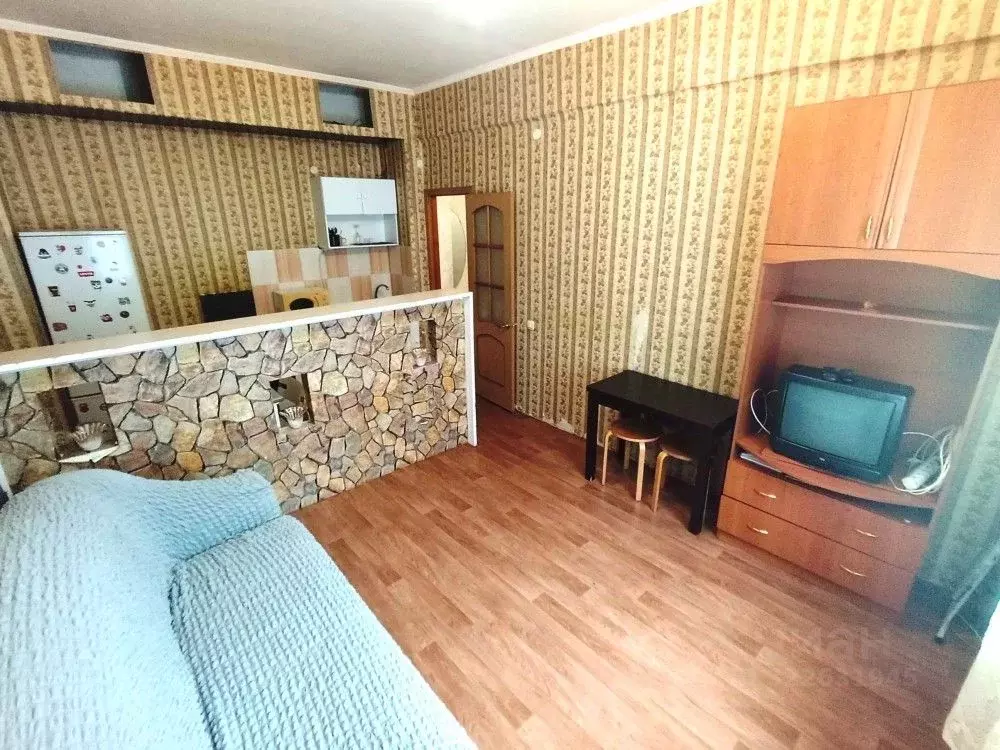 2-к кв. Омская область, Омск Братская ул., 5 (36.0 м) - Фото 2