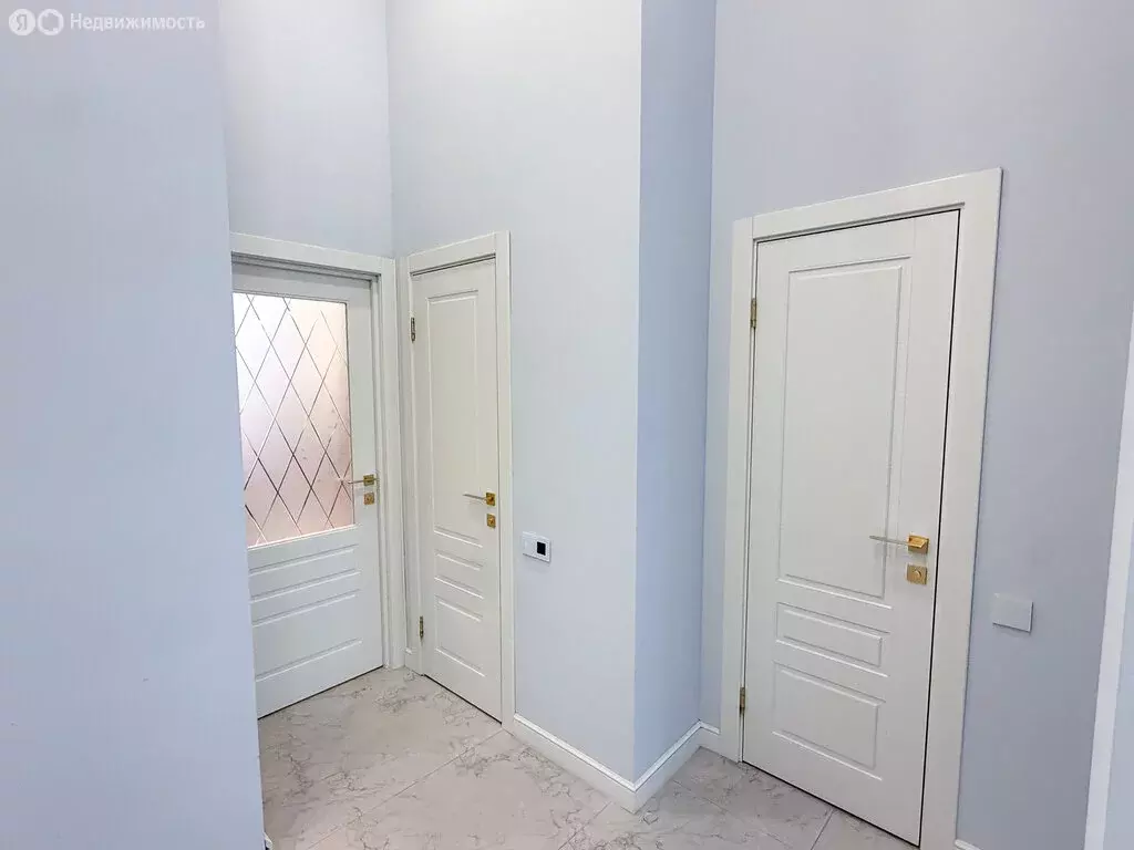 3-комнатная квартира: посёлок городского типа Сабурово, Рождественская ... - Фото 1