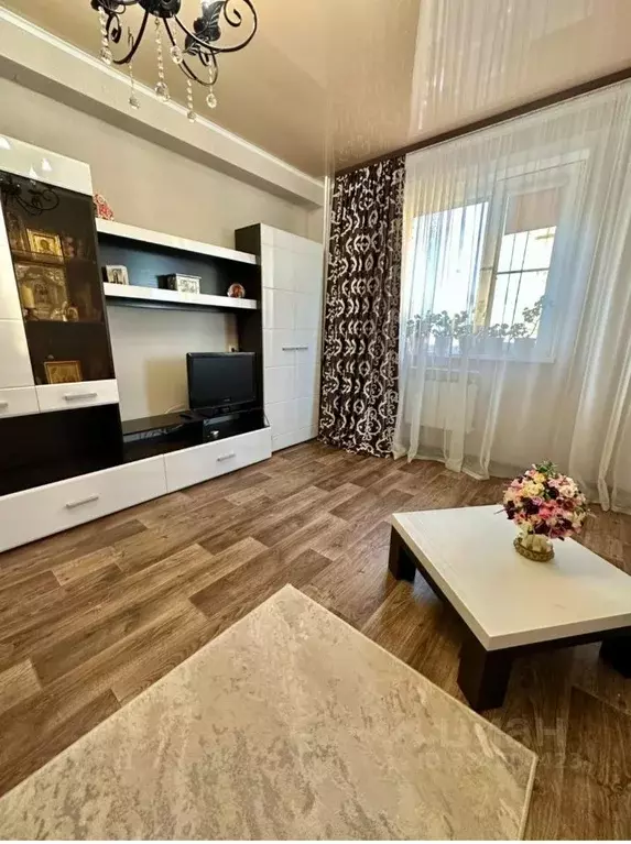 1-к кв. Астраханская область, Астрахань ул. Космонавта Комарова, 176 ... - Фото 1