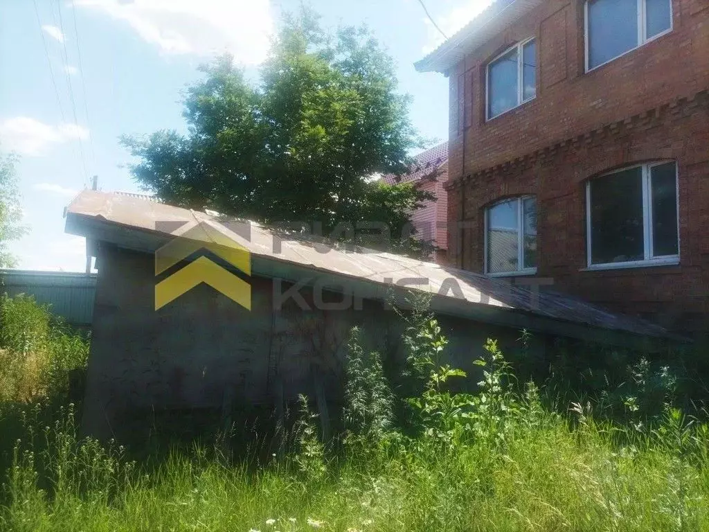 Дом в Омская область, Омск ул. 2-я Казахстанская (333 м) - Фото 1