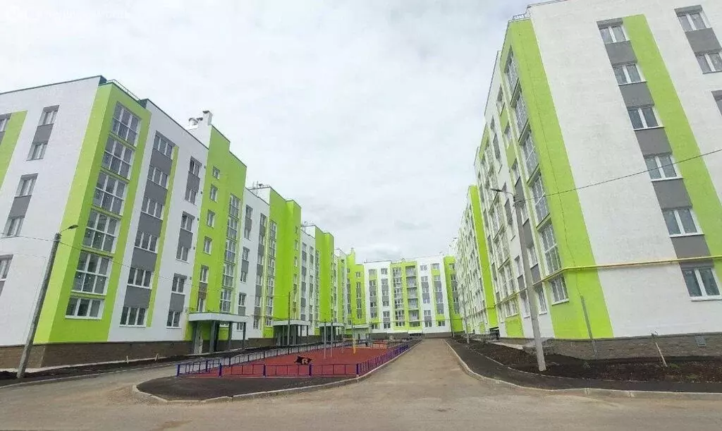 2-комнатная квартира: Миловка, проспект Чижова, 4 (58.02 м) - Фото 0
