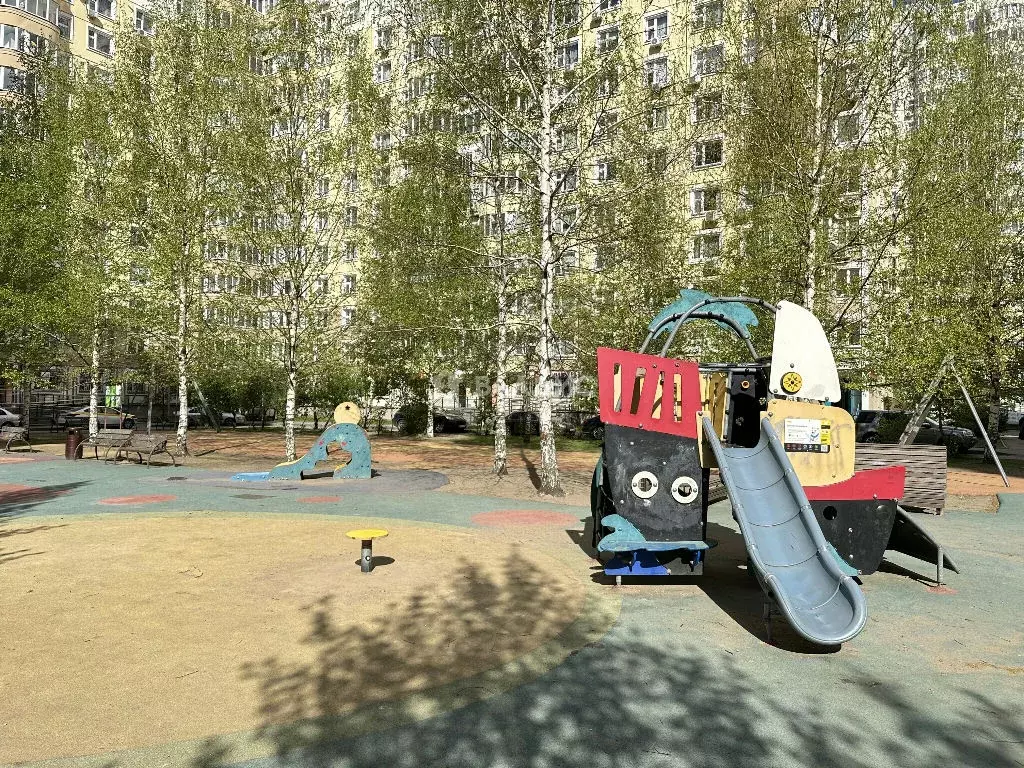 Продается 3-комнатная квартира - Фото 1