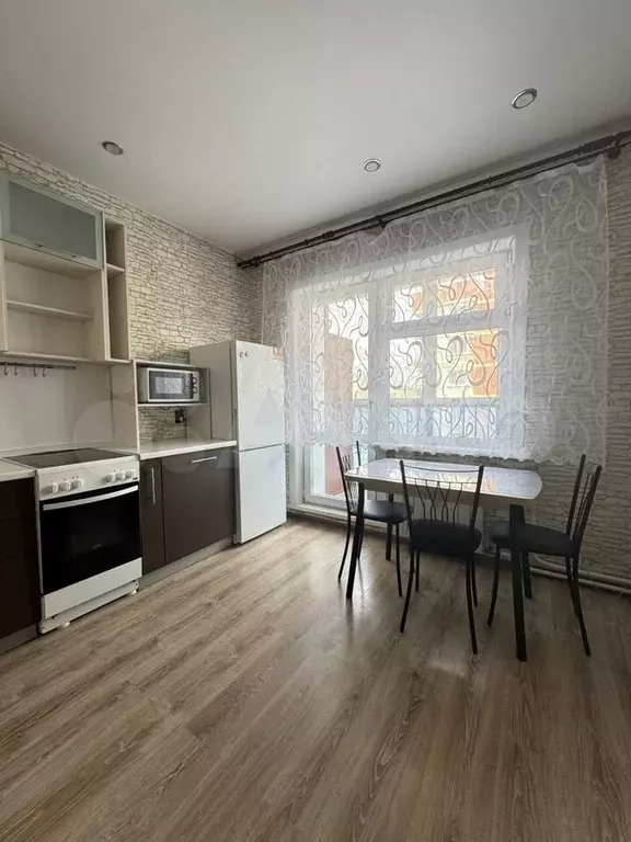 2-к. квартира, 42 м, 7/15 эт. - Фото 1