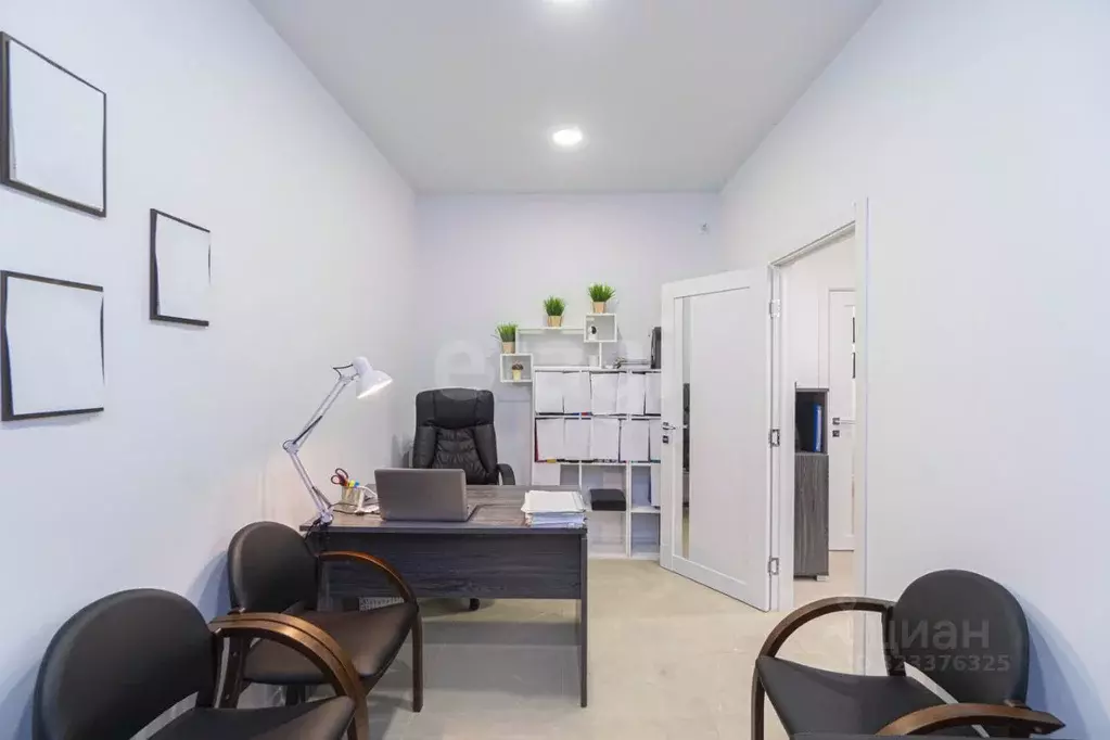 Помещение свободного назначения в Севастополь ул. Парковая, 29 (29 м) - Фото 1