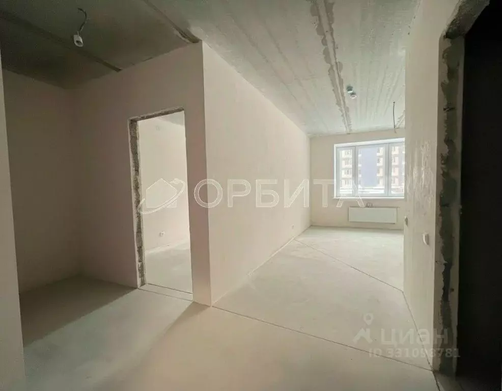1-к кв. Тюменская область, Тюмень ул. Республики, 204к12 (37.8 м) - Фото 2