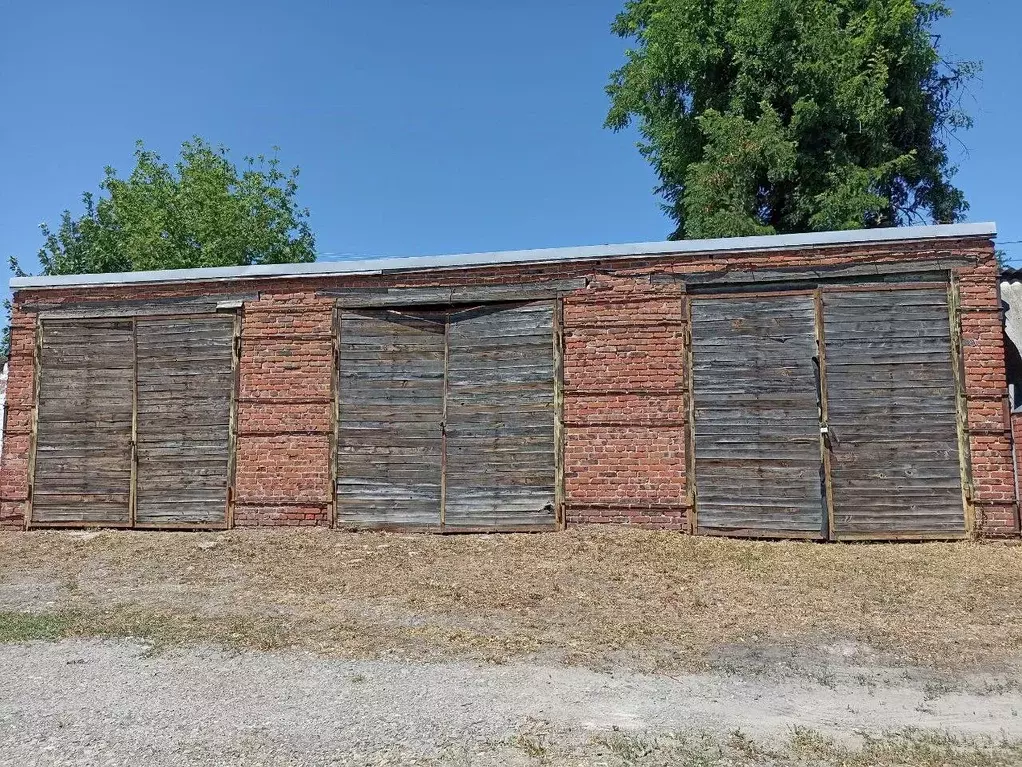 Гараж в Ростовская область, Усть-Донецкий пгт ул. Лесная, 39 (95 м) - Фото 1