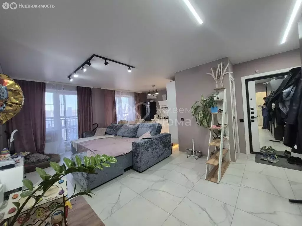 3-комнатная квартира: Волгоград, улица Глазкова, 14Б (81.7 м) - Фото 2