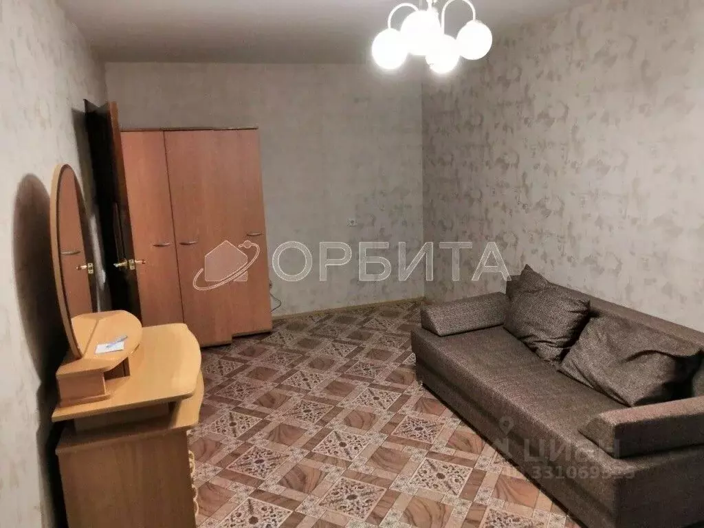 1-к кв. Тюменская область, Тюмень Черниговская ул., 5 (33.0 м) - Фото 1