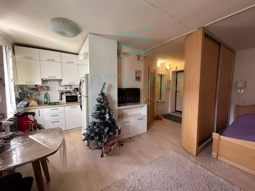 Студия Крым, Симферополь ул. Гагарина, 14 (28.6 м) - Фото 1