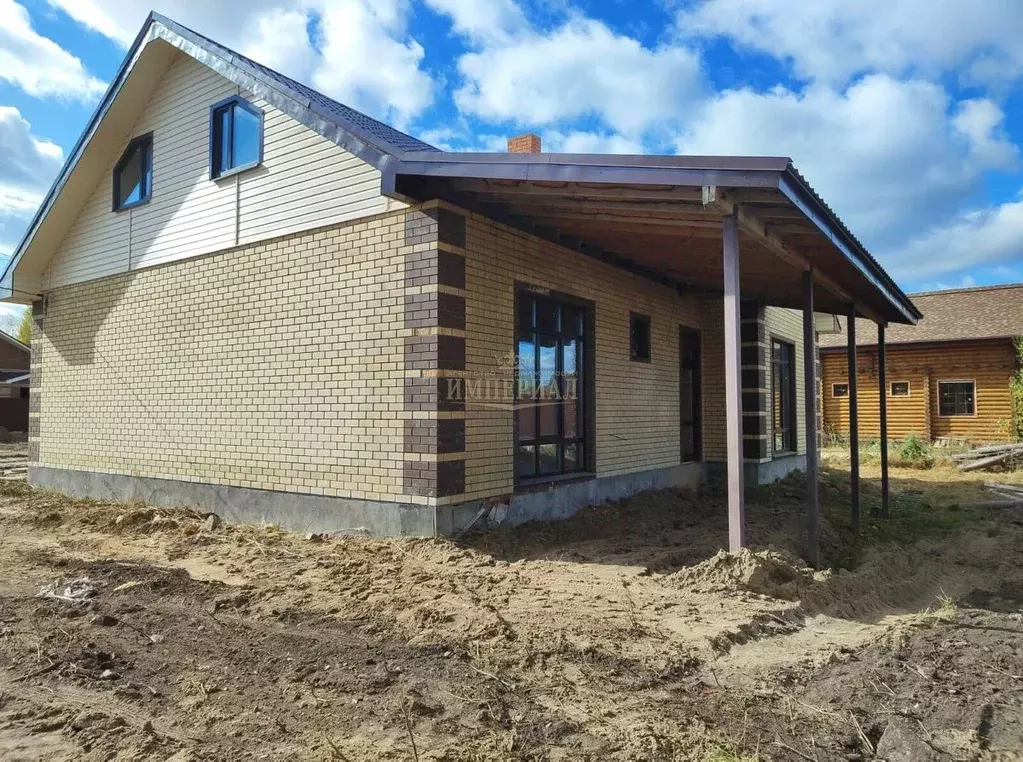 Дом в Марий Эл, Медведевский район, Сидоровское с/пос, д. Загуры, ... - Фото 1