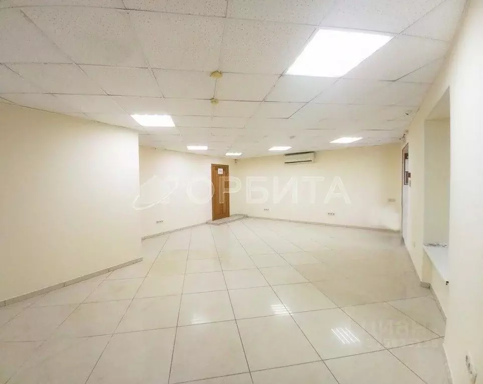 Помещение свободного назначения в Тюменская область, Тюмень Рижская ... - Фото 1