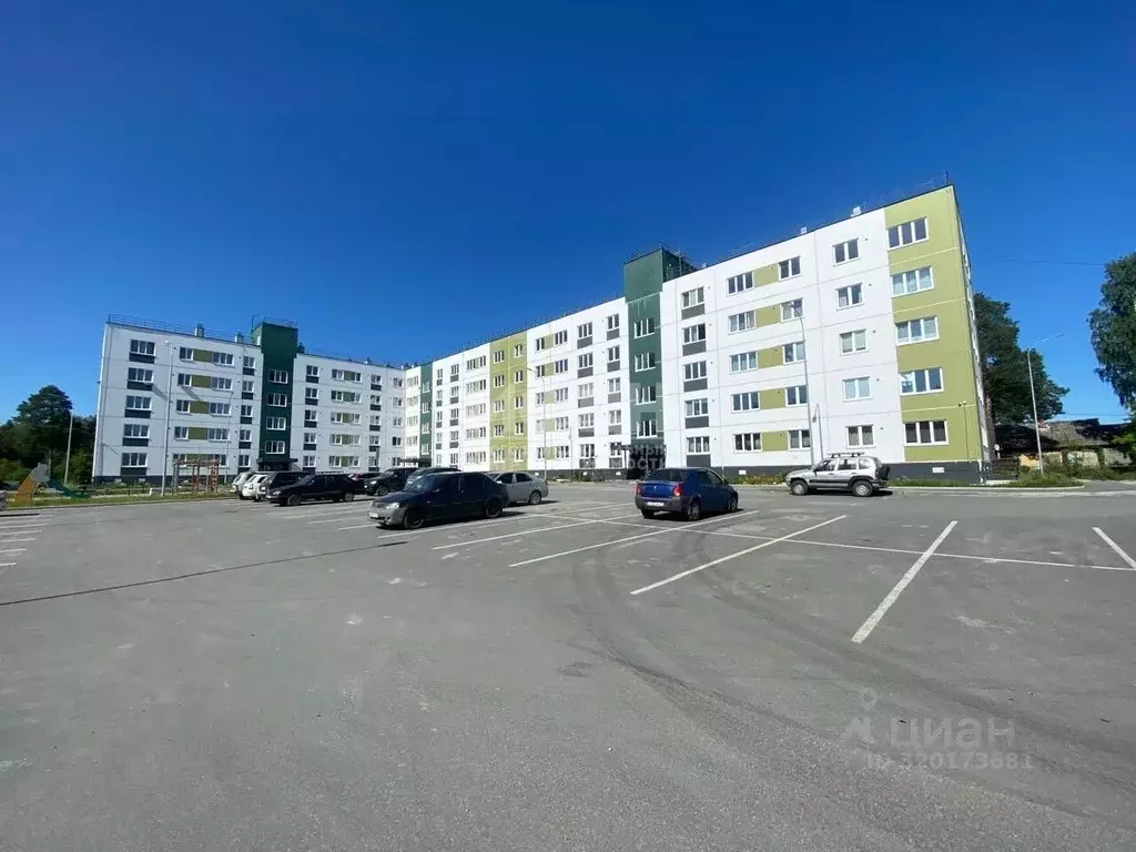 2-к кв. Карелия, Суоярви Октябрьская ул., 26А (36.8 м) - Фото 0