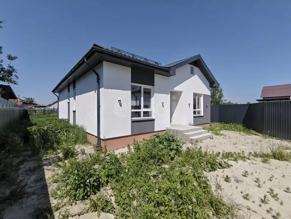 Дом в Тюменская область, Тюмень Парфеново мкр, ул. Есенина (115 м) - Фото 1