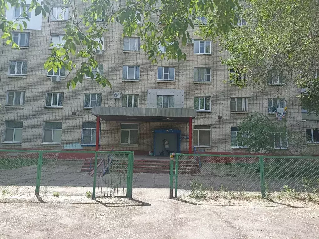Комната Самарская область, Тольятти бул. 50 лет Октября, 73 (12.9 м) - Фото 1
