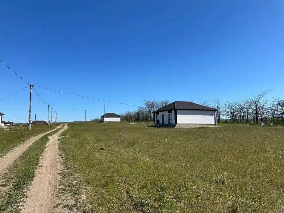 Участок в Крым, Симферопольский район, с. Урожайное, Имени Александра ... - Фото 1