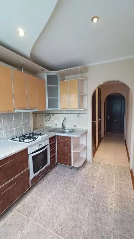 2-к кв. Саратовская область, Саратов Клиническая ул., 3 (55.0 м) - Фото 0