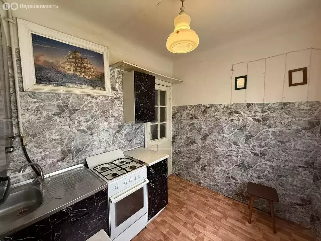 2-комнатная квартира: Тюмень, улица Декабристов, 143 (42.9 м) - Фото 0