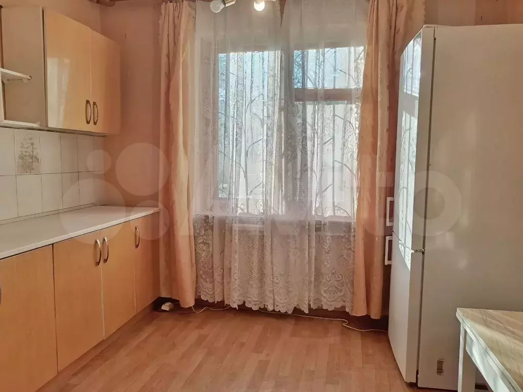 2-к. квартира, 56 м, 1/9 эт. - Фото 1