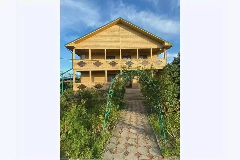 Дом в Краснодарский край, Ейский район, Должанская ст-ца ул. Калинина, ... - Фото 0