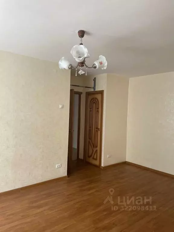 4-к кв. Волгоградская область, Волгоград ул. Дымченко, 14 (64.0 м) - Фото 1