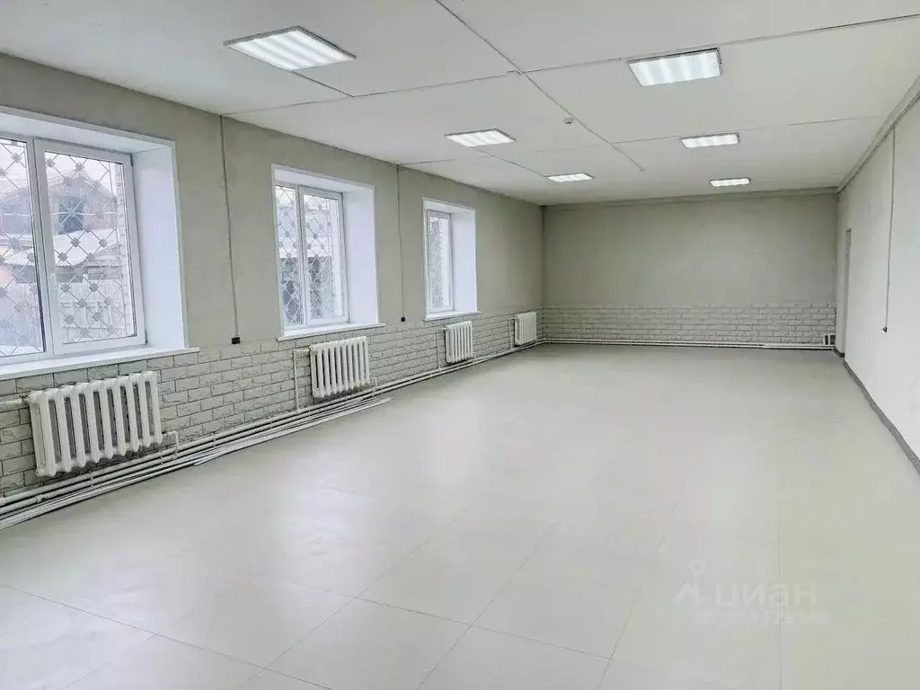 Помещение свободного назначения в Бурятия, Улан-Удэ Заречный мкр, ул. ... - Фото 2