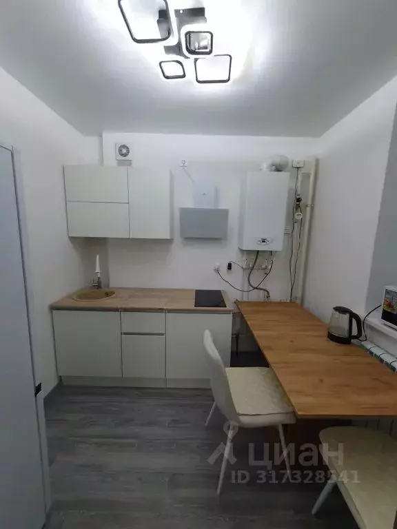 2-к кв. Волгоградская область, Волгоград ул. Химина, 13Б (40.0 м) - Фото 0