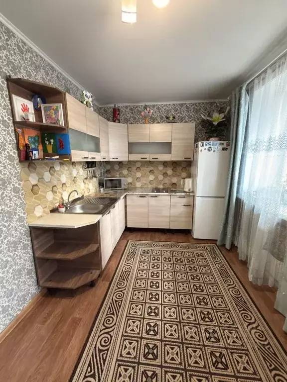 2-к кв. Бурятия, Улан-Удэ ул. Антонова, 19 (58.1 м) - Фото 1