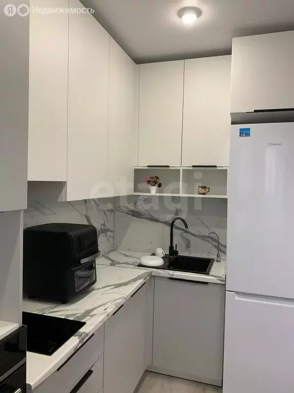 1-комнатная квартира: Сыктывкар, улица Карла Маркса, 131 (37 м) - Фото 2