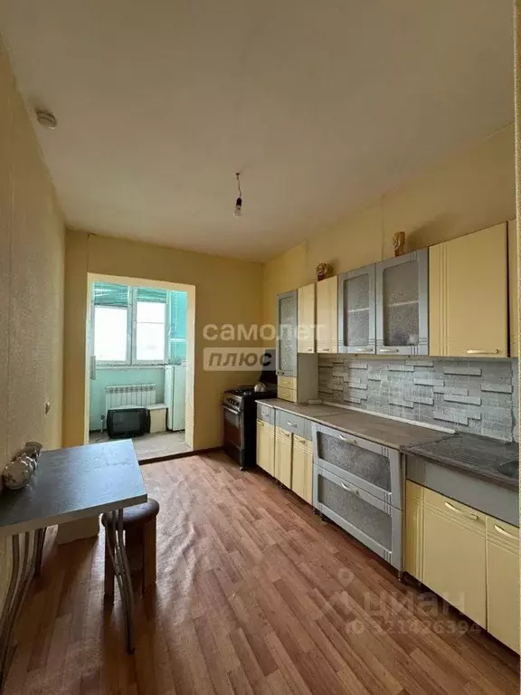 3-к кв. Астраханская область, Астрахань ул. Куликова, 73к4 (72.8 м) - Фото 1