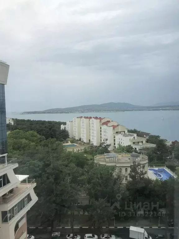 3-к кв. Краснодарский край, Геленджик Крымская ул., 3к2 (130.0 м) - Фото 0