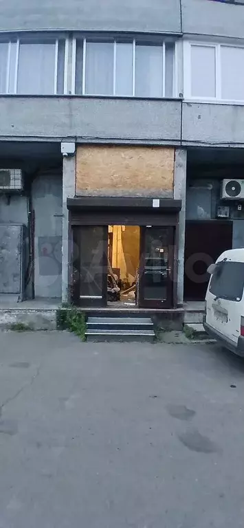 Нежилое помещение 8,4 м с отдельным входом, центр - Фото 1