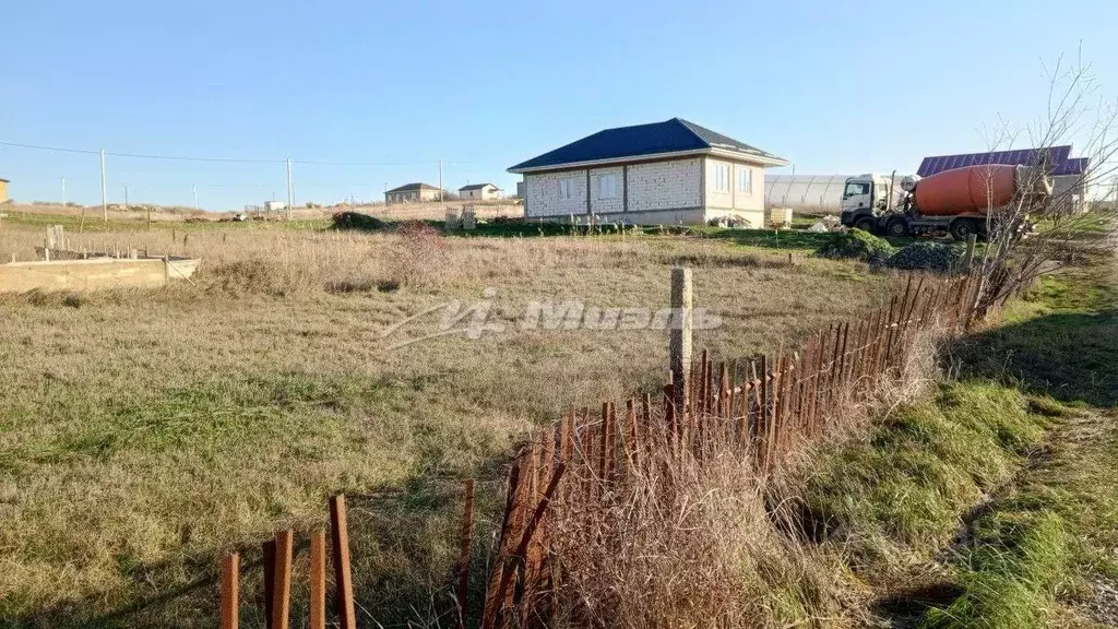 Участок в Крым, Симферопольский район, Пожарское с/пос, с. Демьяновка ... - Фото 1