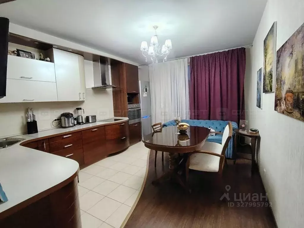 4-к кв. Татарстан, Казань ул. Сибгата Хакима, 60 (111.1 м) - Фото 1