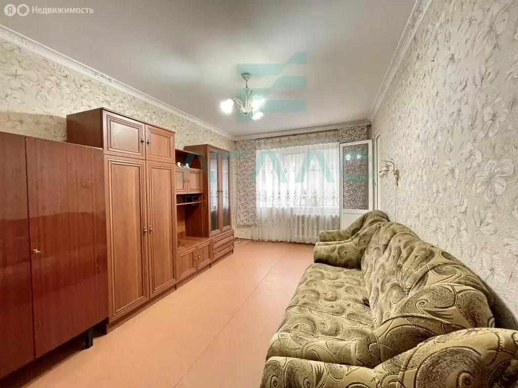 3-комнатная квартира: Симферополь, улица Маршала Жукова, 33 (59.4 м) - Фото 0