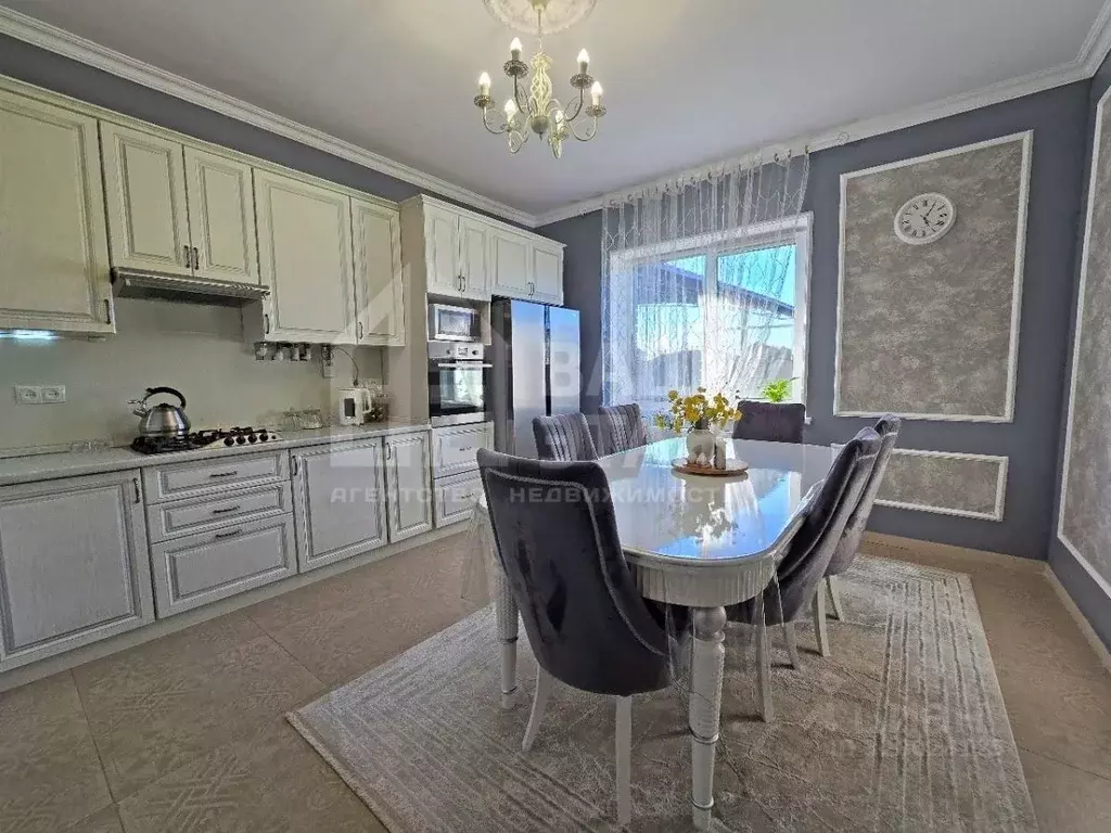 Дом в Калужская область, Бабынинский муниципальный округ, Воротынск ... - Фото 1