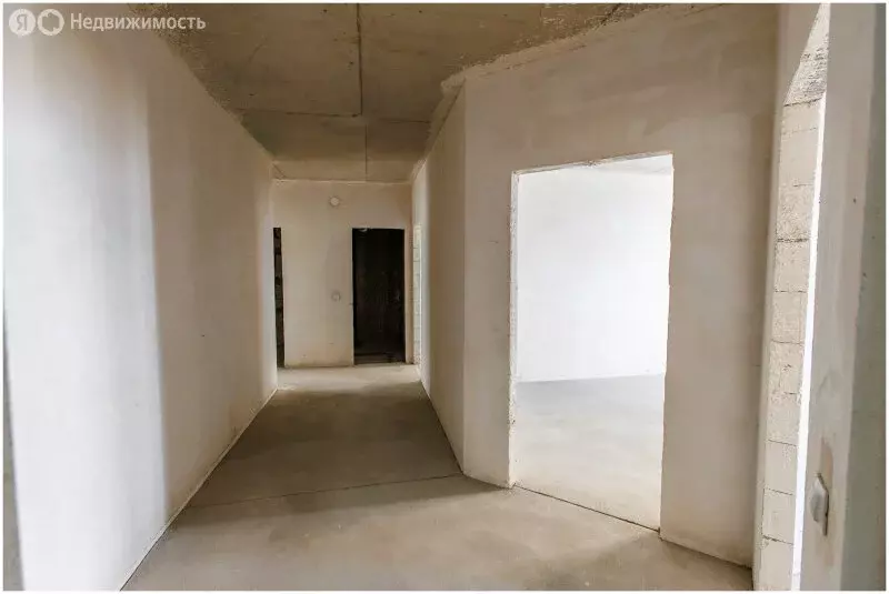 3-комнатная квартира: Симферополь, улица Батурина, 177к3 (79.93 м) - Фото 2