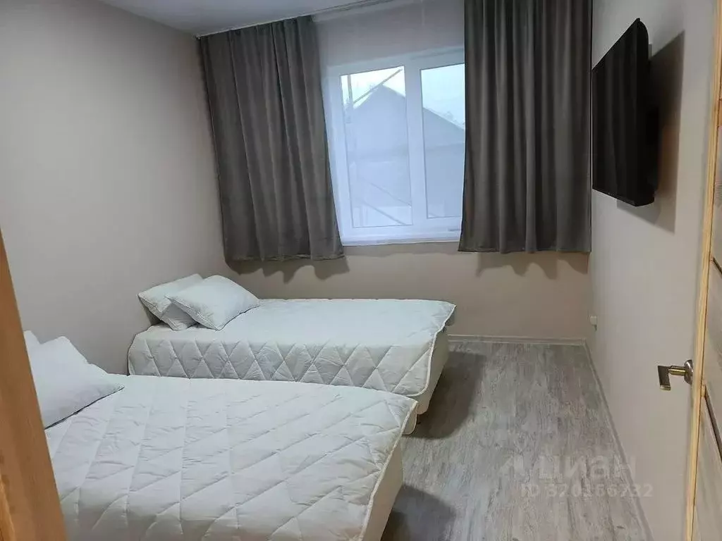 2-к кв. Ямало-Ненецкий АО, Салехард ул. Энтузиастов, 62 (44.0 м) - Фото 0