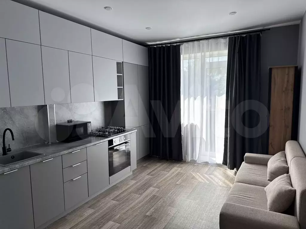1-к. квартира, 40 м, 1/3 эт. - Фото 0