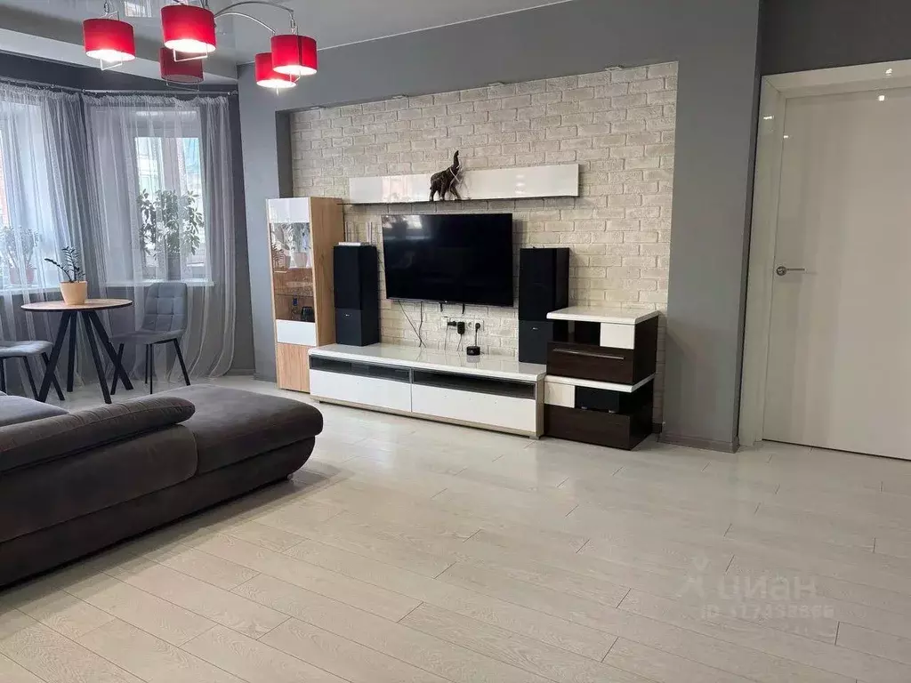 3-к кв. Хакасия, Абакан ул. Лермонтова, 21 (84.0 м) - Фото 1