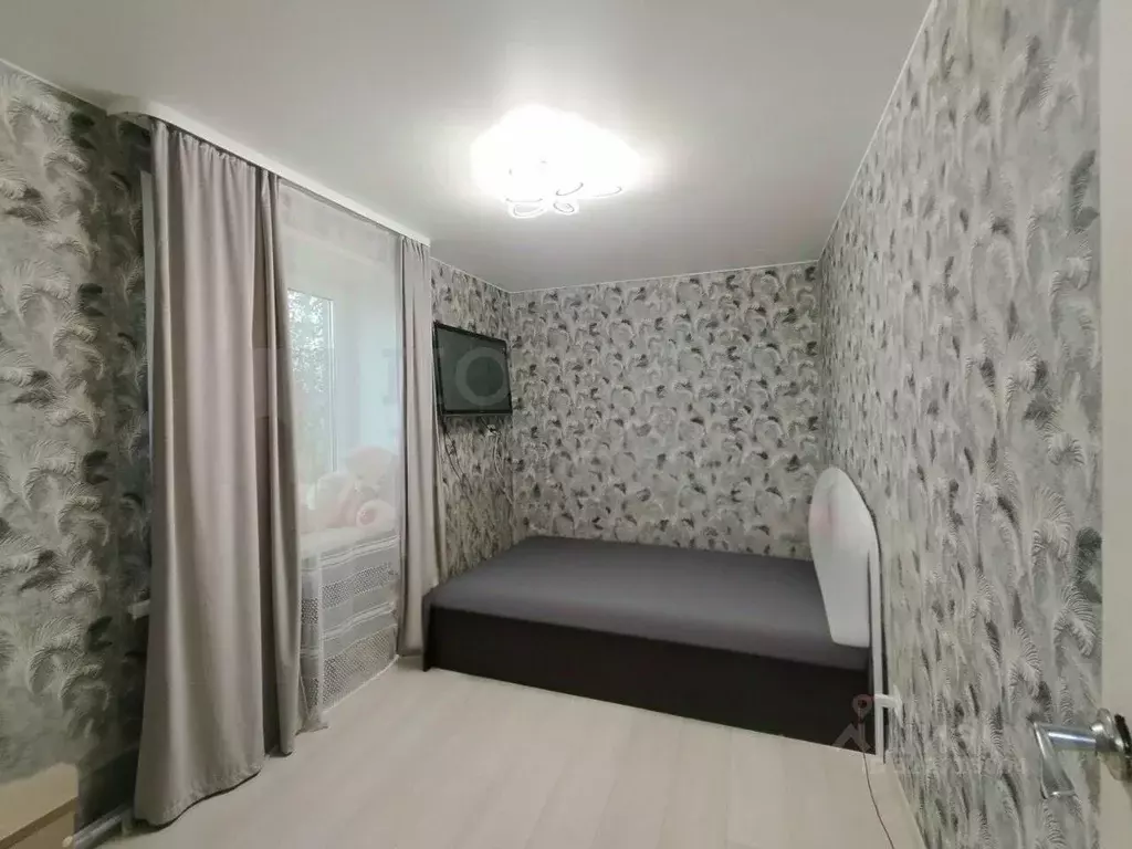 3-к кв. Новгородская область, Боровичи Пушкинская ул., 43 (48.6 м) - Фото 1