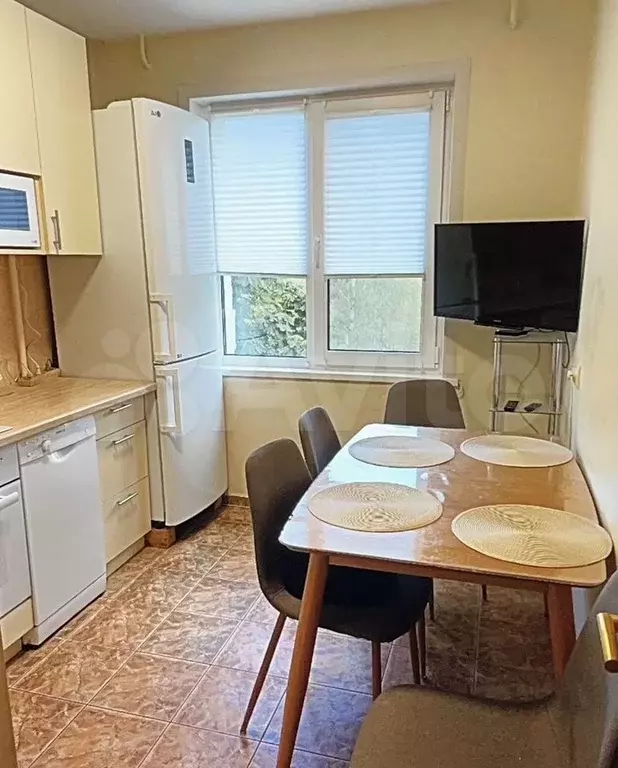 1-к. квартира, 36 м, 6/9 эт. - Фото 1